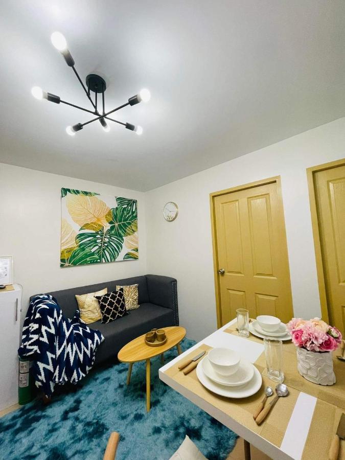 Lovely 2 bedroom condo unit Iloilo Esterno foto