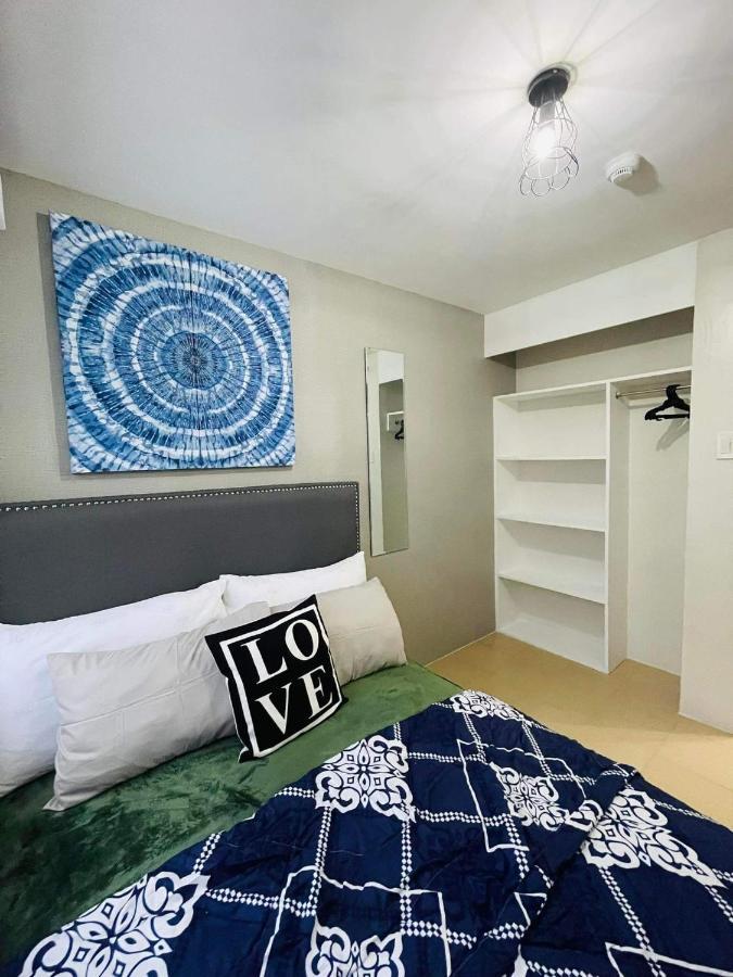 Lovely 2 bedroom condo unit Iloilo Esterno foto